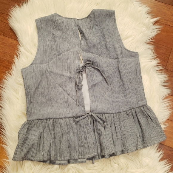 🎖Host Pick🏅⚡️🔽NWT Club Monaco Peplum Top - Picture 9 of 10